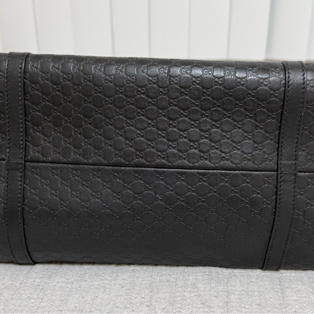 Gucci Black Textured Leather Handbag - Picture 11 of 13
